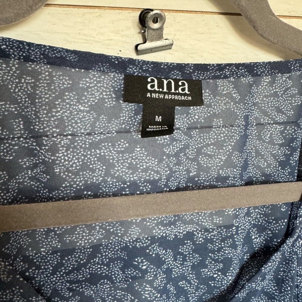 A.N.A dolman short sleeve v-neck flutter tie waistband size medium transparent - Picture 12 of 13